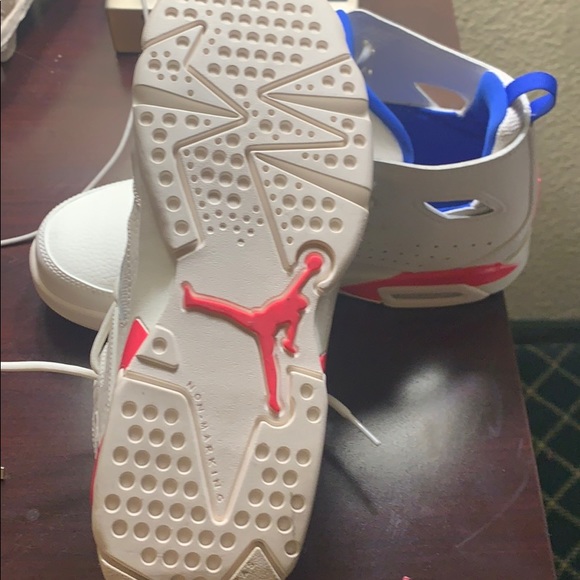 Jordan Flight Club '91 Big Kids - Picture 3 of 4